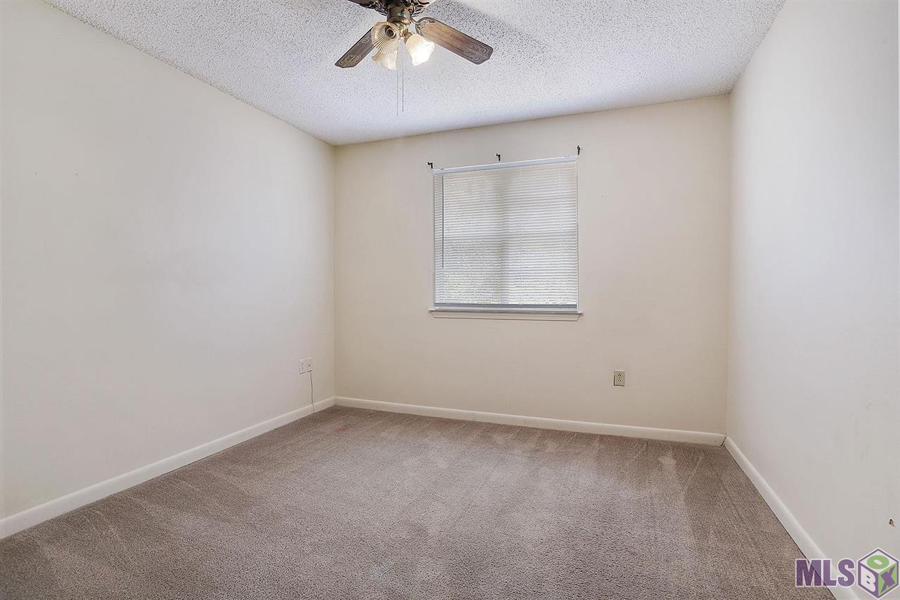 1889 Stonegate Court Baton Rouge, LA 70815 - Photo 8 of 10