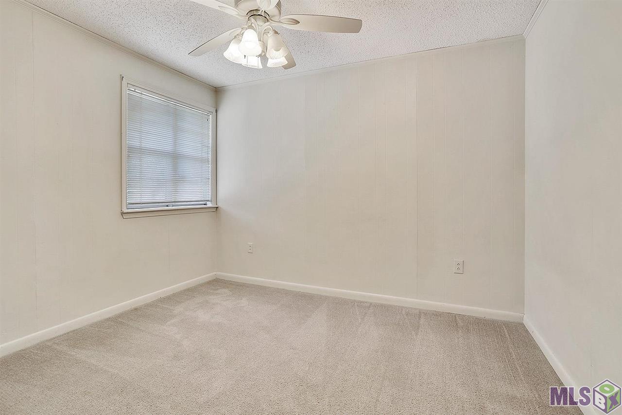 1889 Stonegate Court Baton Rouge, LA 70815 - Photo 9 of 10