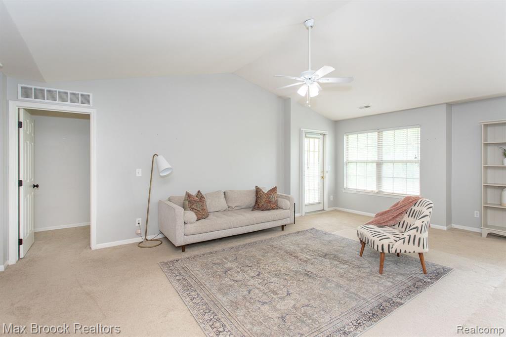 11732 Farmington Road Livonia, MI 48150 - Photo 18 of 37