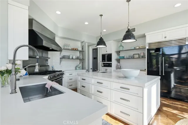 a dining room filled with furniture and window