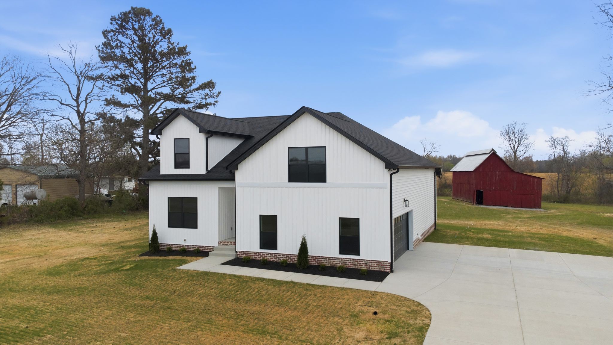 4323 South Garrett Springfield, TN 37172 - Photo 2 of 19