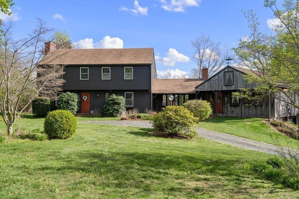 12 McGilpin Road Sturbridge, MA 01566 - Photo 2 of 40 Gallery Image 2