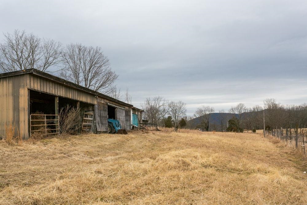 19962 Rainbow Ridge Road Bergton, VA 22811 - Photo 12 of 57 Barn on Lot 40 & 43