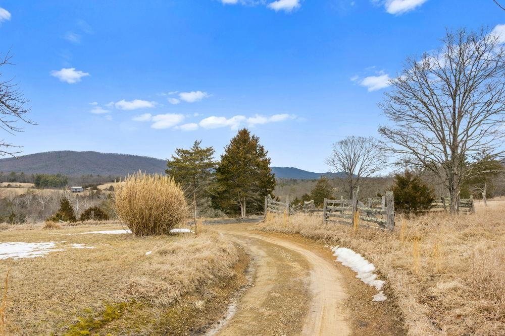 19962 Rainbow Ridge Road Bergton, VA 22811 - Photo 4 of 57 Driveway to Lot 40 & 41