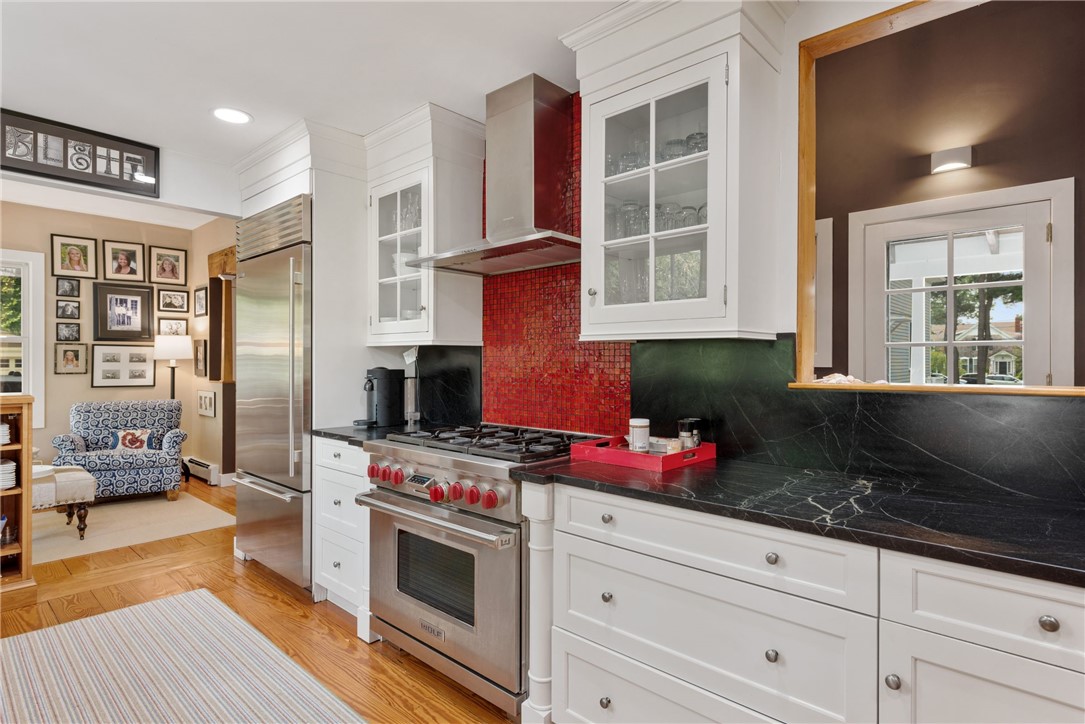 28 Alfred Drowne Road Barrington, RI 02806 - Photo 16 of 49 Gorgeous chef's kitchen