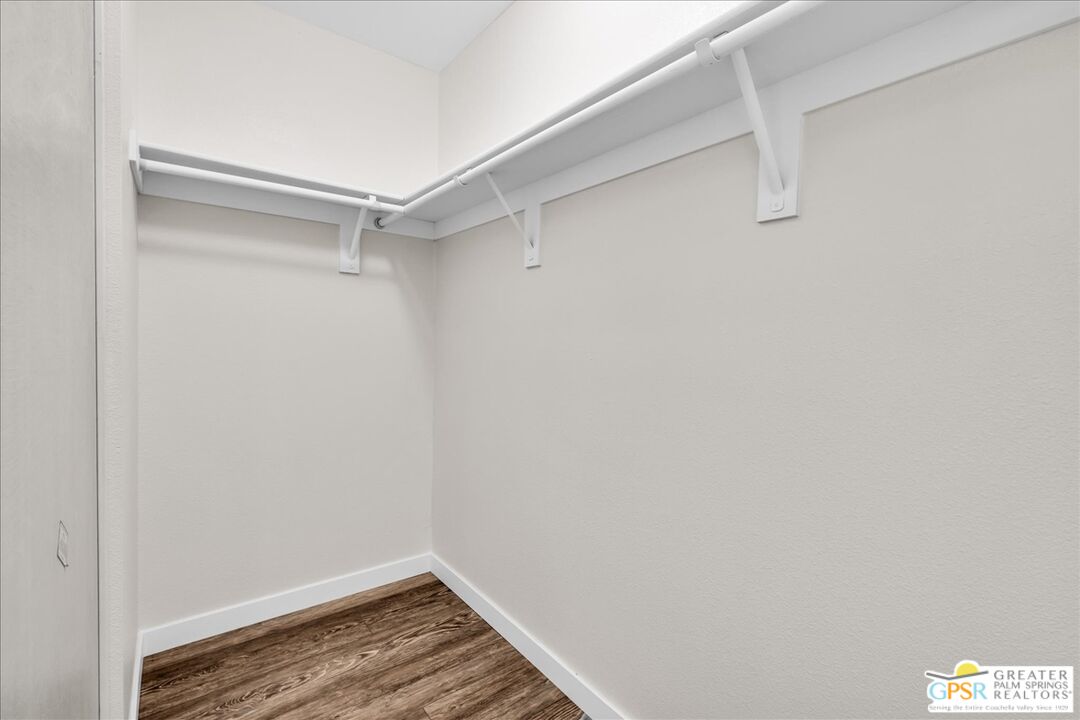 68130 Hermosillo Road Cathedral City, CA 92234 - Photo 24 of 49 a view of an empty walk in closet