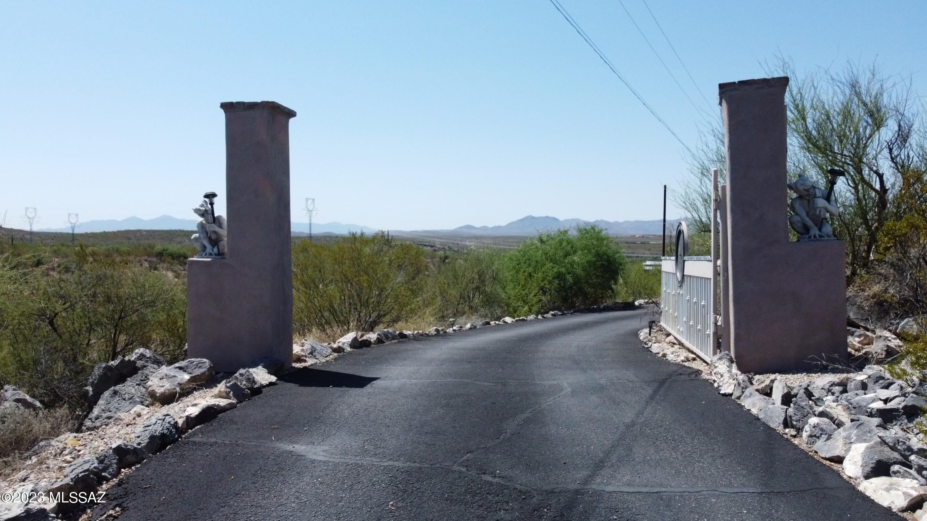 15350 East Colossal Cave Road Vail, AZ 85641 - Photo 4 of 38 Gallery Image 4