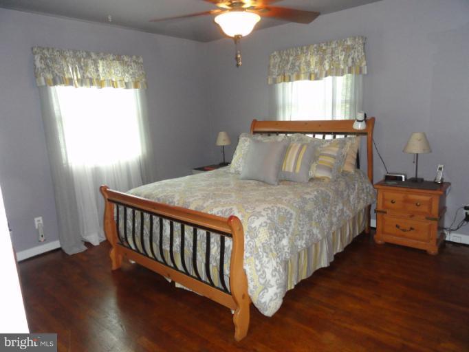 707 West Church Road Sterling, VA 20164 - Photo 13 of 17 Bedroom (Master)