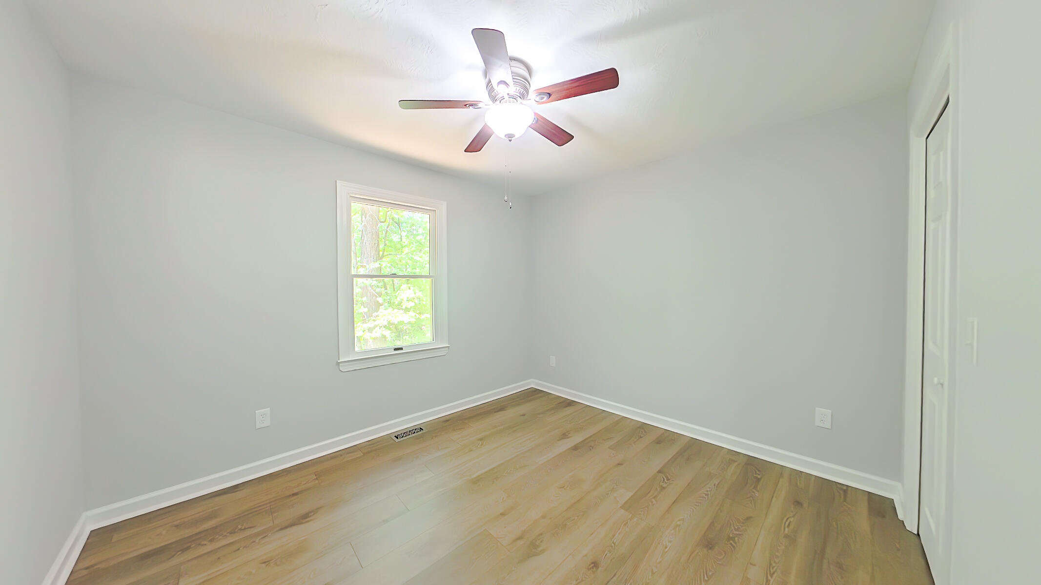 406 Crystal Loop McCormick, SC 29835 - Photo 9 of 14 Bedroom 2