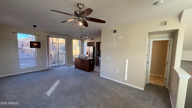 $1,695 | 1920 East Bell Road, Unit 1051, Phoenix, AZ 85022