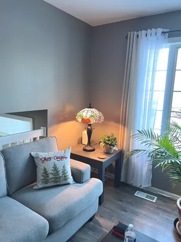 $280,000 | 2233 Dawson Lane, Algonquin, IL 60102