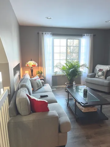 $280,000 | 2233 Dawson Lane, Algonquin, IL 60102