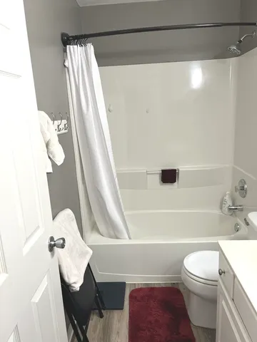 $280,000 | 2233 Dawson Lane, Algonquin, IL 60102