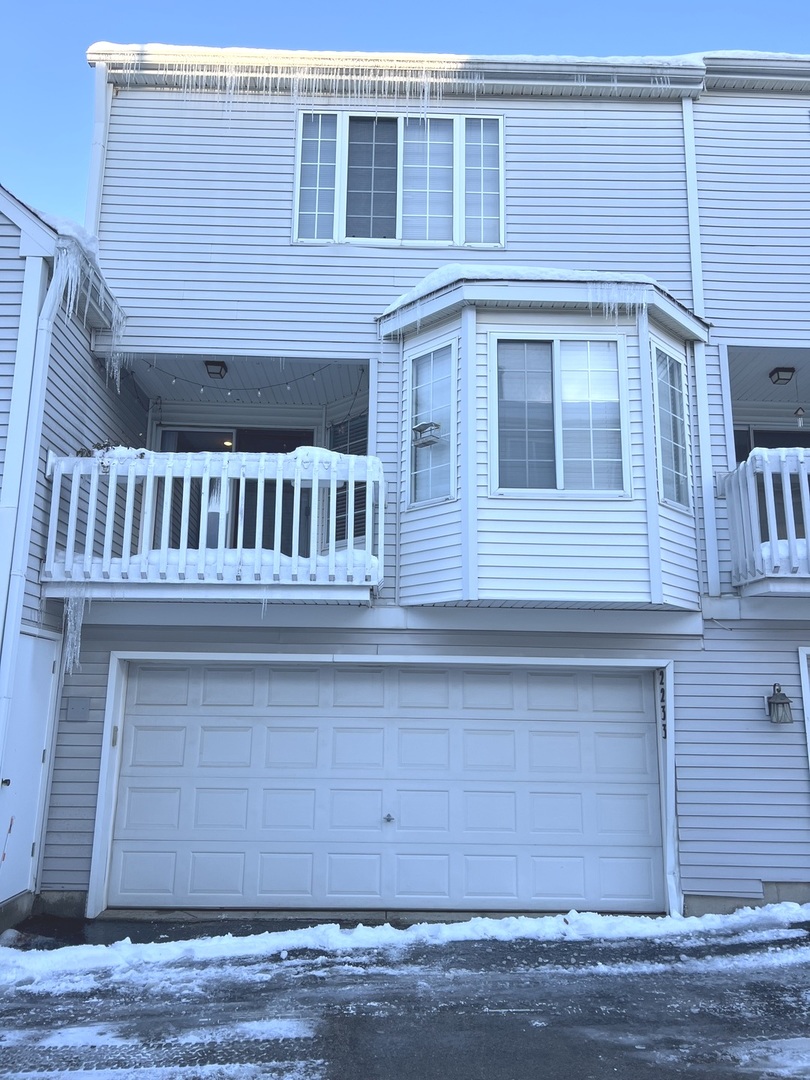 2233 Dawson Lane Algonquin, IL 60102 - Photo 50 of 52 a view of a house with wooden deck