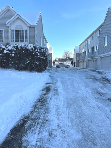 $280,000 | 2233 Dawson Lane, Algonquin, IL 60102