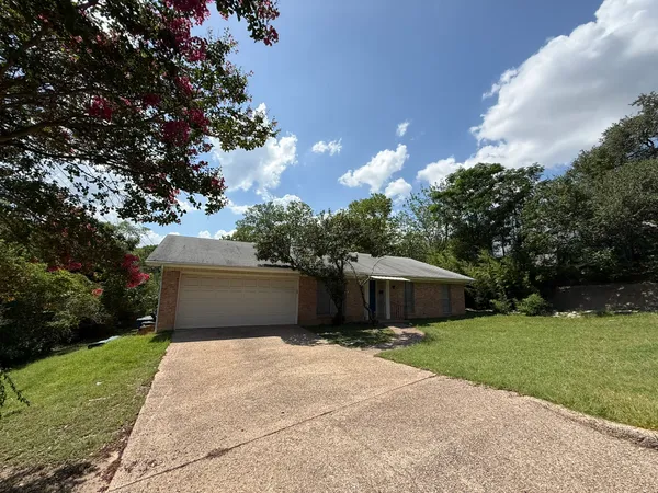 $2,495 | 5906 Mountainclimb Drive, Austin, TX 78731