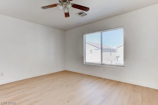 $2,000 | 6540 East Slate Springs Court, Las Vegas, NV 89122