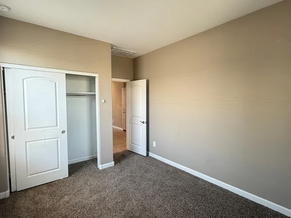 $1,950 | 8491 West Springfield Way, Florence, AZ 85132