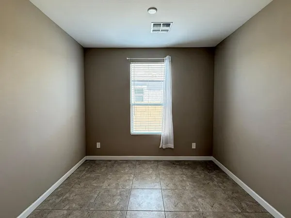 $1,950 | 8491 West Springfield Way, Florence, AZ 85132