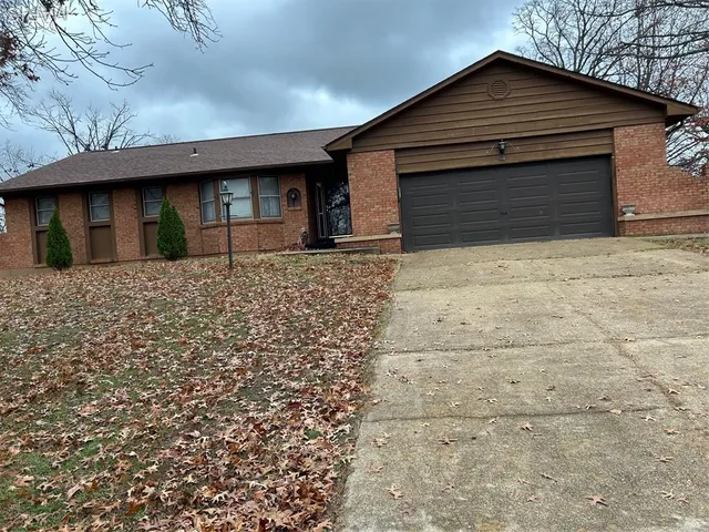$225,000 | 310 Mont Divier Drive, Bonne Terre, MO 63628