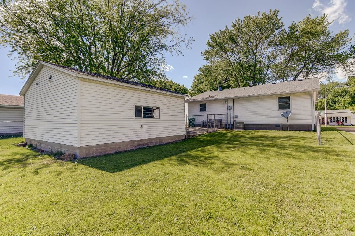 2820 East Black Avenue Springfield, IL 62702 - Photo 24 of 24