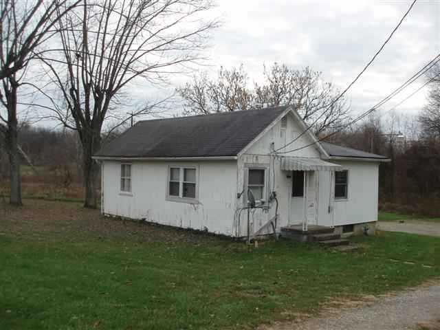 1971 West Country Club Road Connersville, IN 47331 - Photo 1 of 5 Gallery Image 1