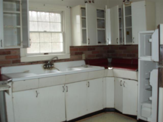 1971 West Country Club Road Connersville, IN 47331 - Photo 3 of 5 Gallery Image 3