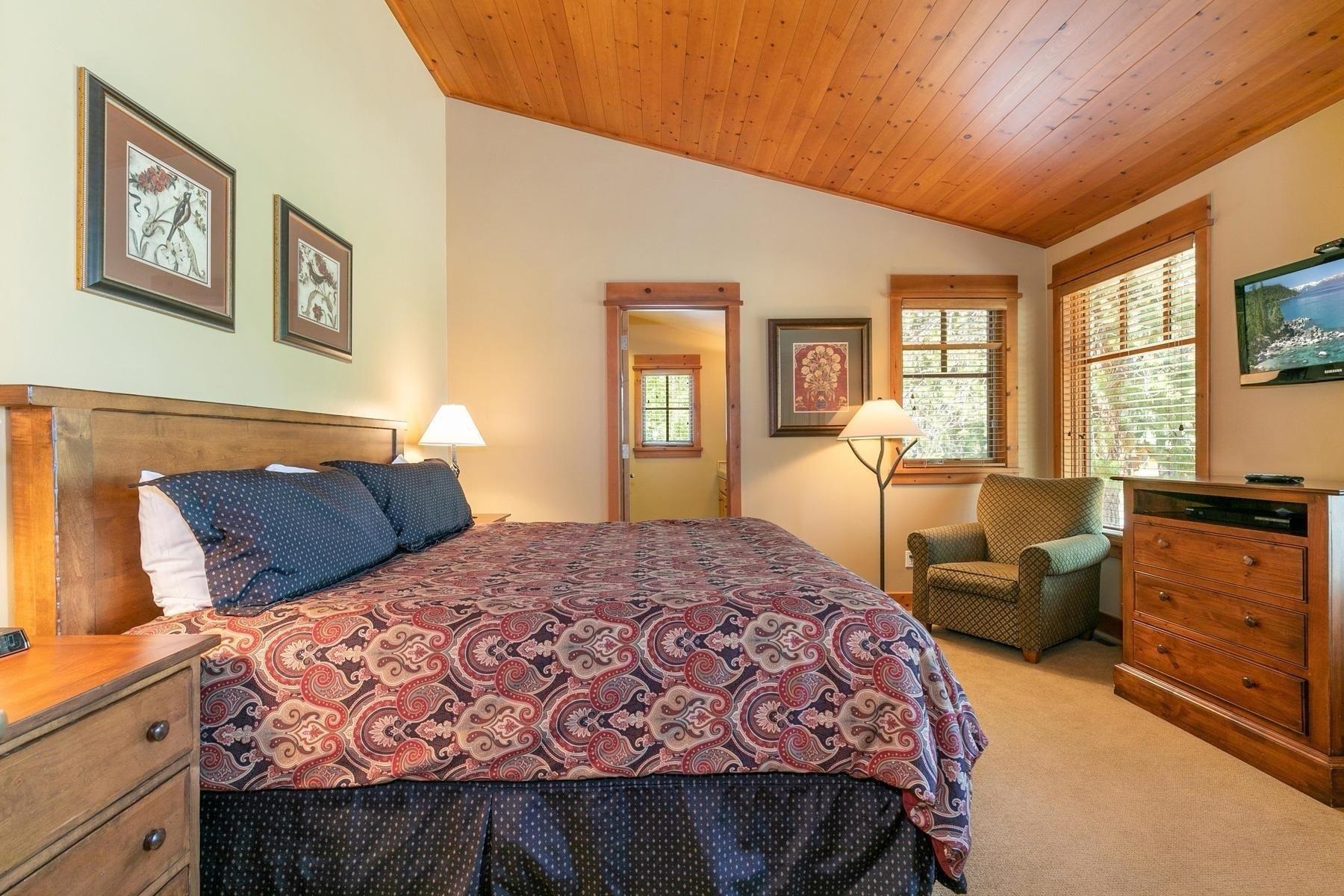 12193 Lookout Loop, Unit F322 Truckee, CA 96161 - Photo 12 of 18