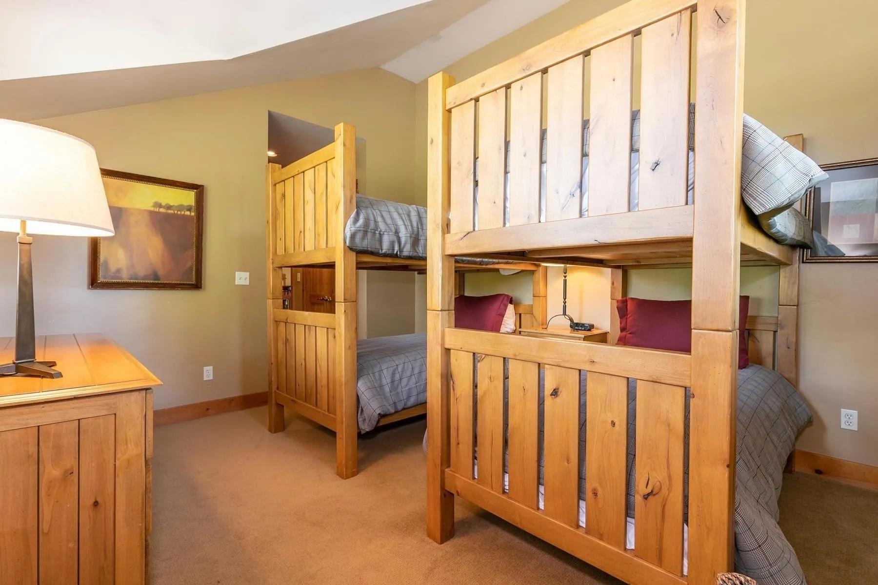 12193 Lookout Loop, Unit F322 Truckee, CA 96161 - Photo 15 of 18