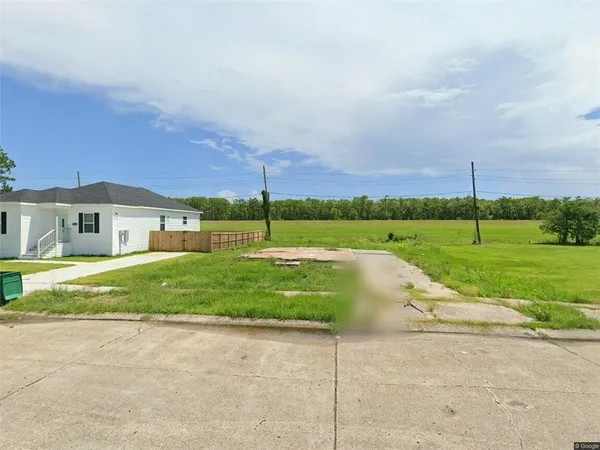 $38,000 | 6557 Rue Louis Phillippe, Marrero, LA 70072