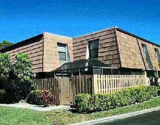 7707 Courtyard Run West, Unit 7707 Boca Raton, FL 33433 - Photo 1 of 1 Primary Photo