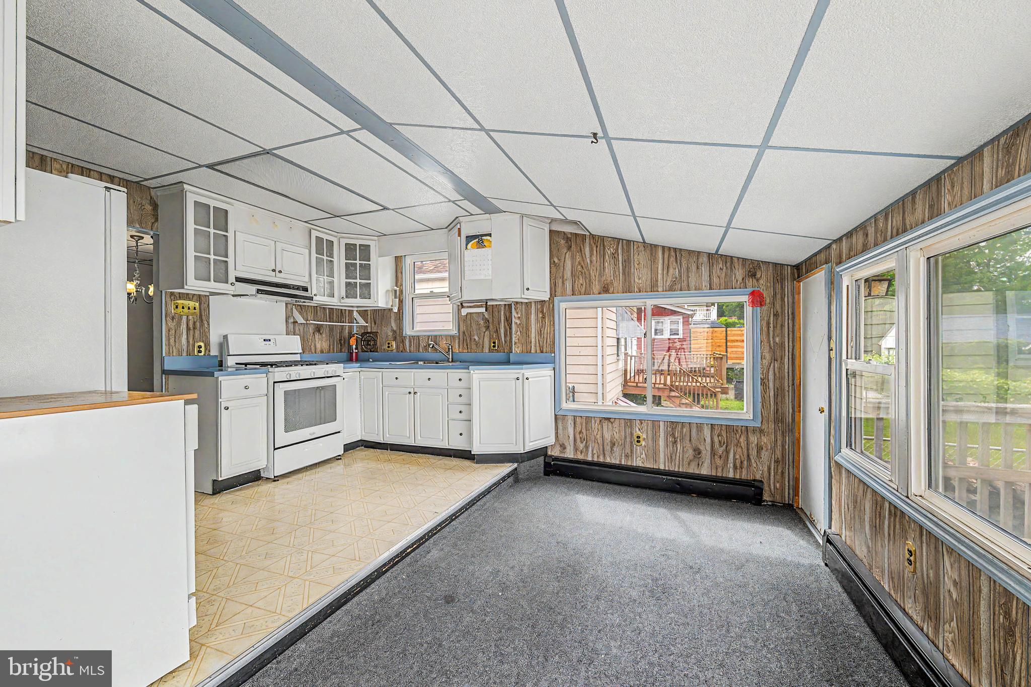 34 Ridgeway Avenue Oaklyn, NJ 08107 - Photo 7 of 26