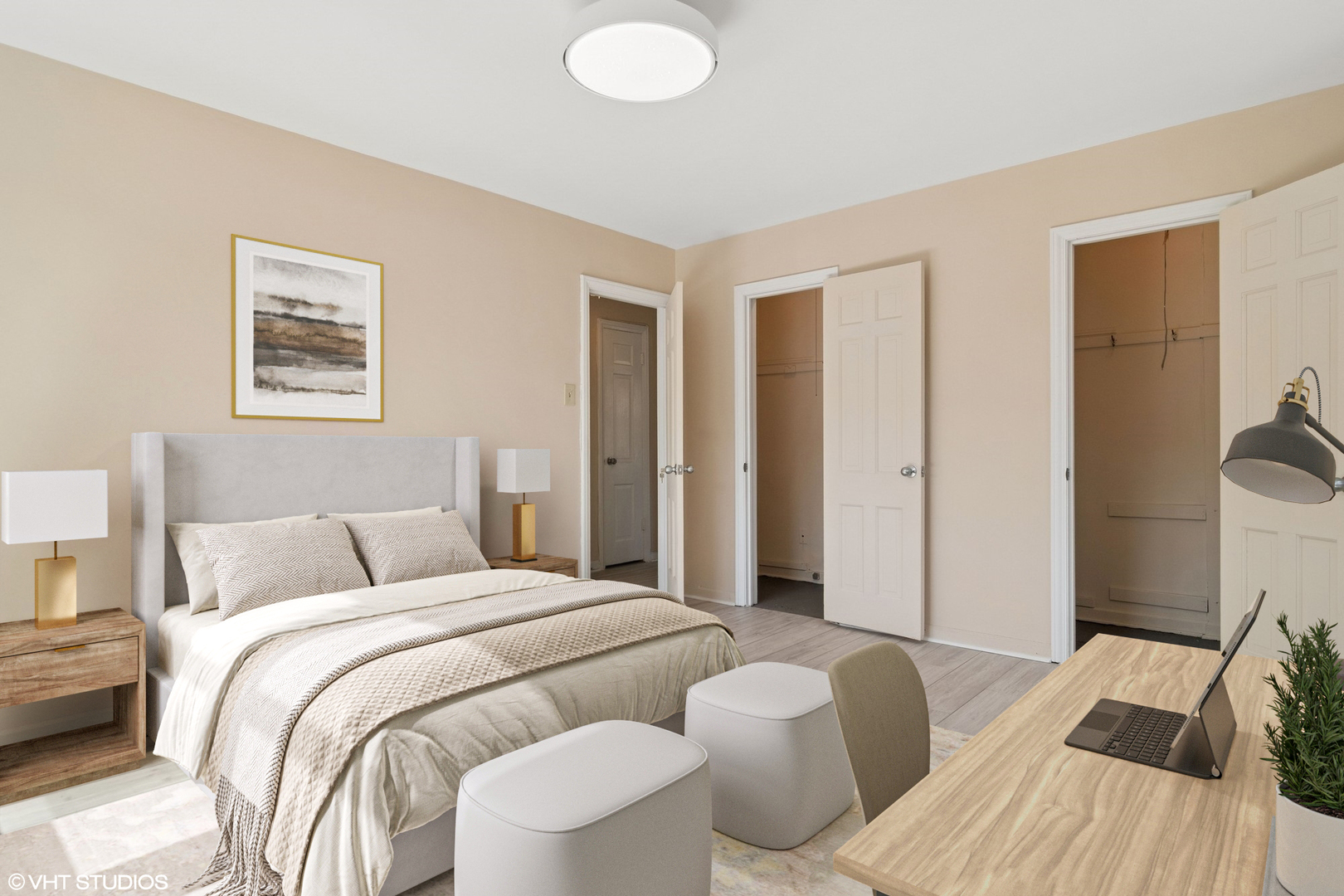 1143 East 50th Street, Unit 2 Chicago, IL 60615 - Photo 25 of 29 a bedroom with a bed and wooden floor