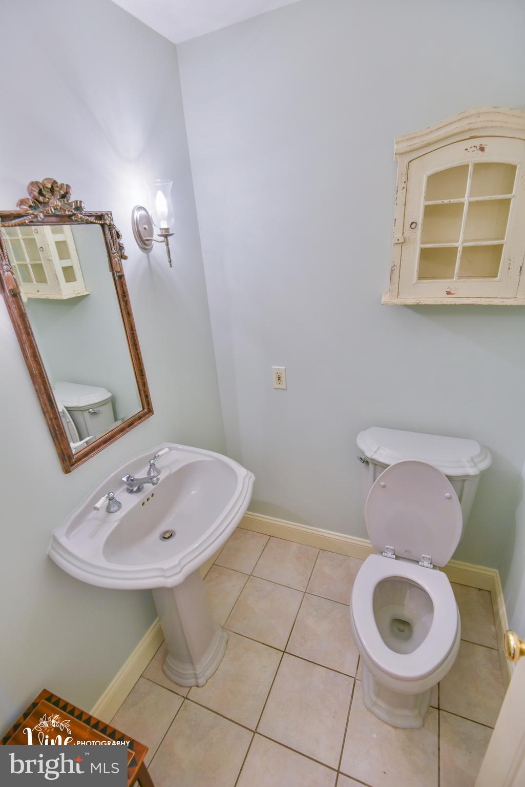 282 Province Line Road Wrightstown, NJ 08562 - Photo 22 of 50 Half Bath Room on Main Floor