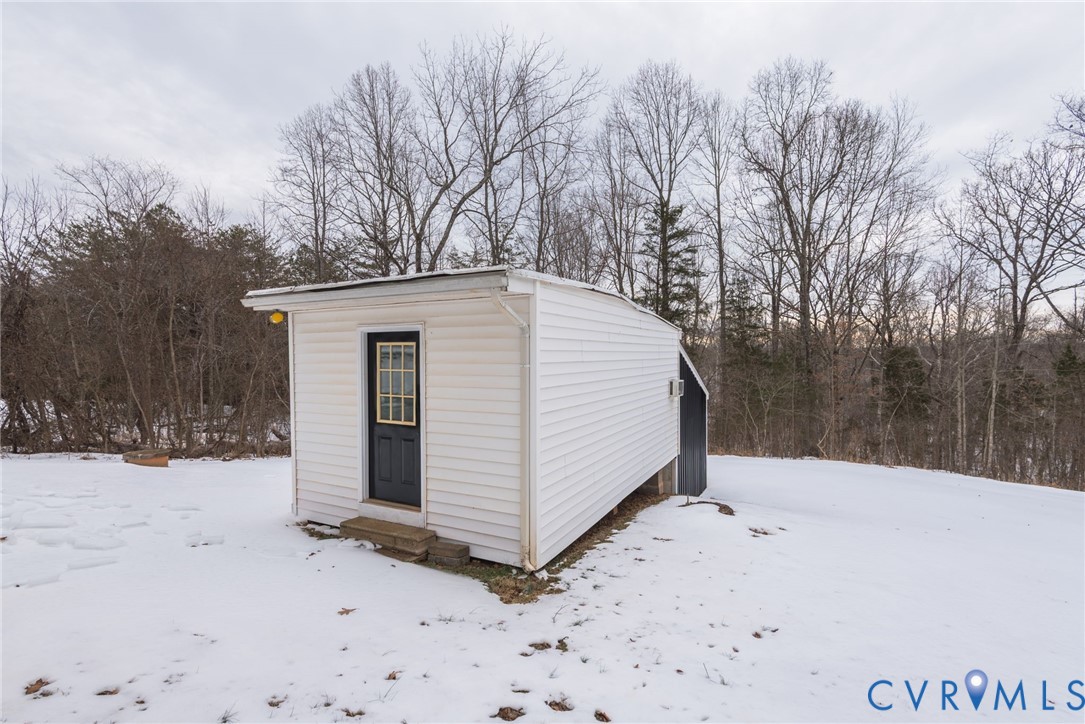 897 Willow Lake Road Buckingham, VA 23921 - Photo 37 of 46