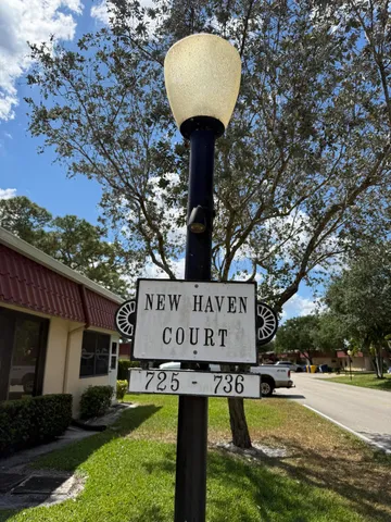 $165,000 | 734 Nantucket Circle, Lake Worth, FL 33467