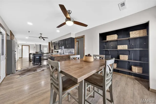 $525,000 | 25726 South Lohman Road, Wright City, MO 63390