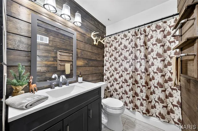 $525,000 | 25726 South Lohman Road, Wright City, MO 63390