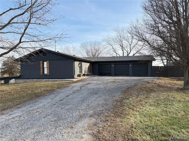 $525,000 | 25726 South Lohman Road, Wright City, MO 63390