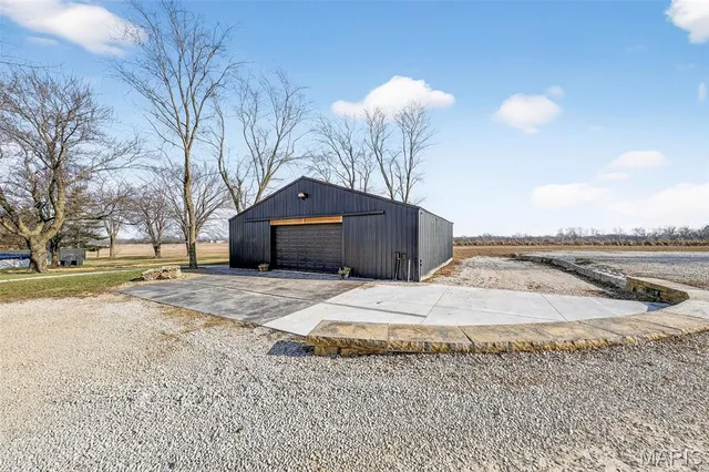 $525,000 | 25726 South Lohman Road, Wright City, MO 63390