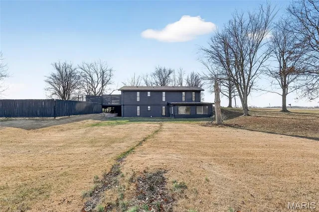 $525,000 | 25726 South Lohman Road, Wright City, MO 63390