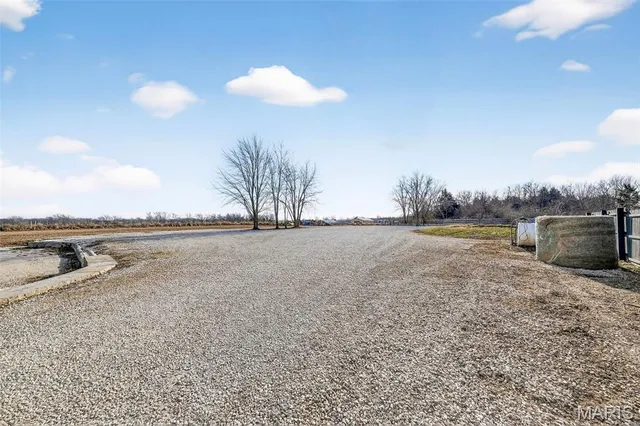 $525,000 | 25726 South Lohman Road, Wright City, MO 63390