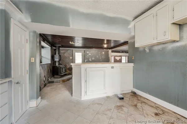 $159,900 | 12125 Jay Street Northeast, Palmyra, IN 47164