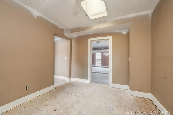 $159,900 | 12125 Jay Street Northeast, Palmyra, IN 47164