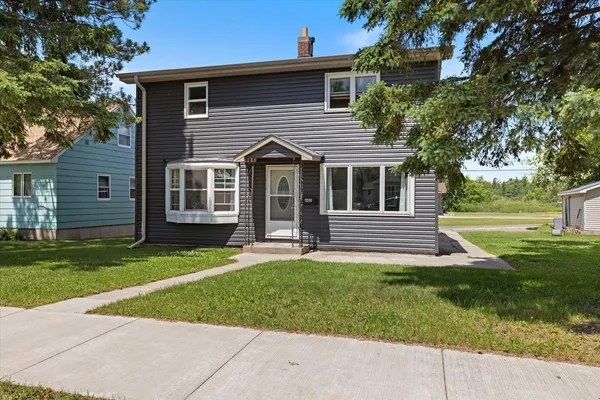$249,900 | 602 8th Street Northwest, Chisholm, MN 55719