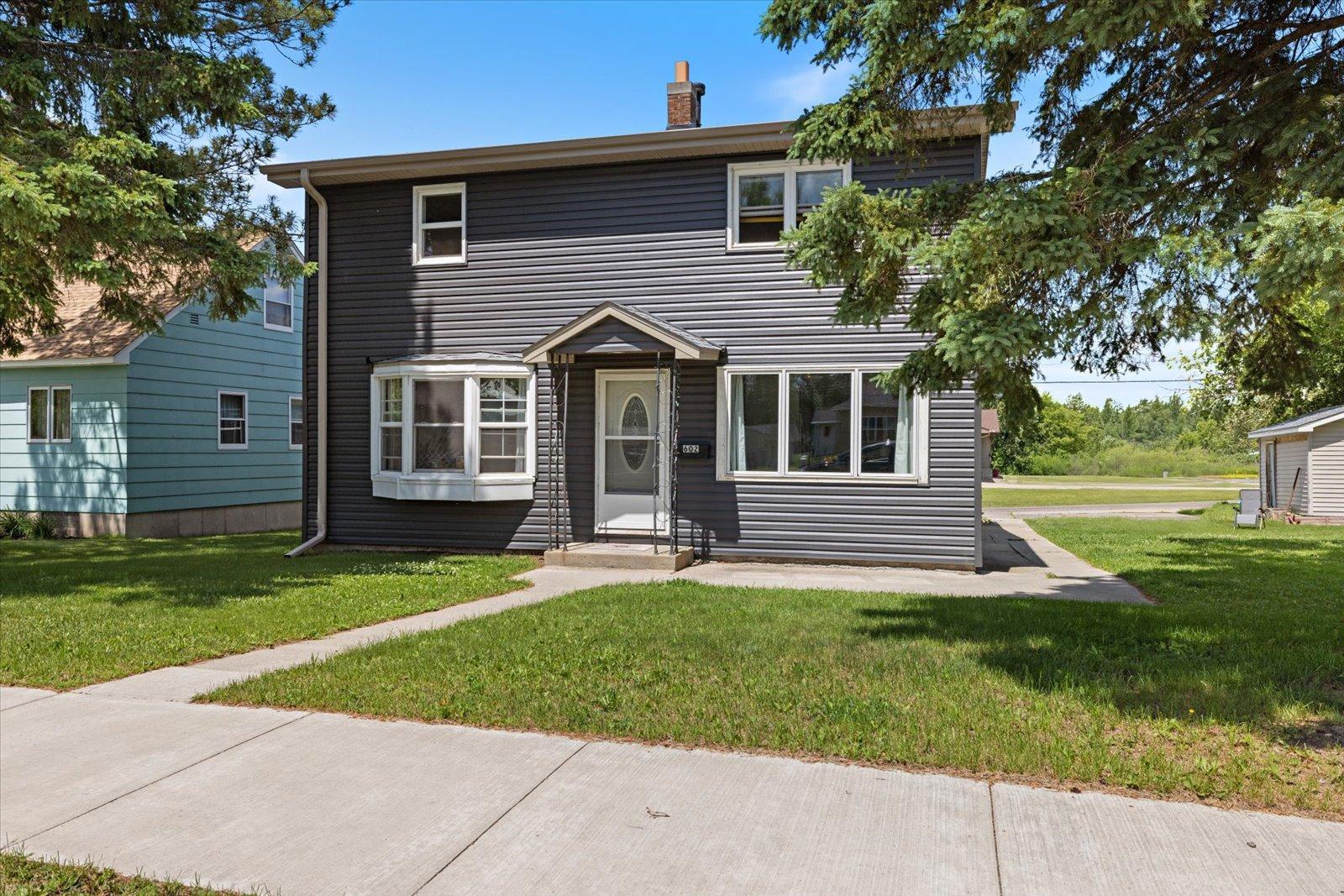 602 8th Street Northwest Chisholm, MN 55719 - Photo 16 of 56