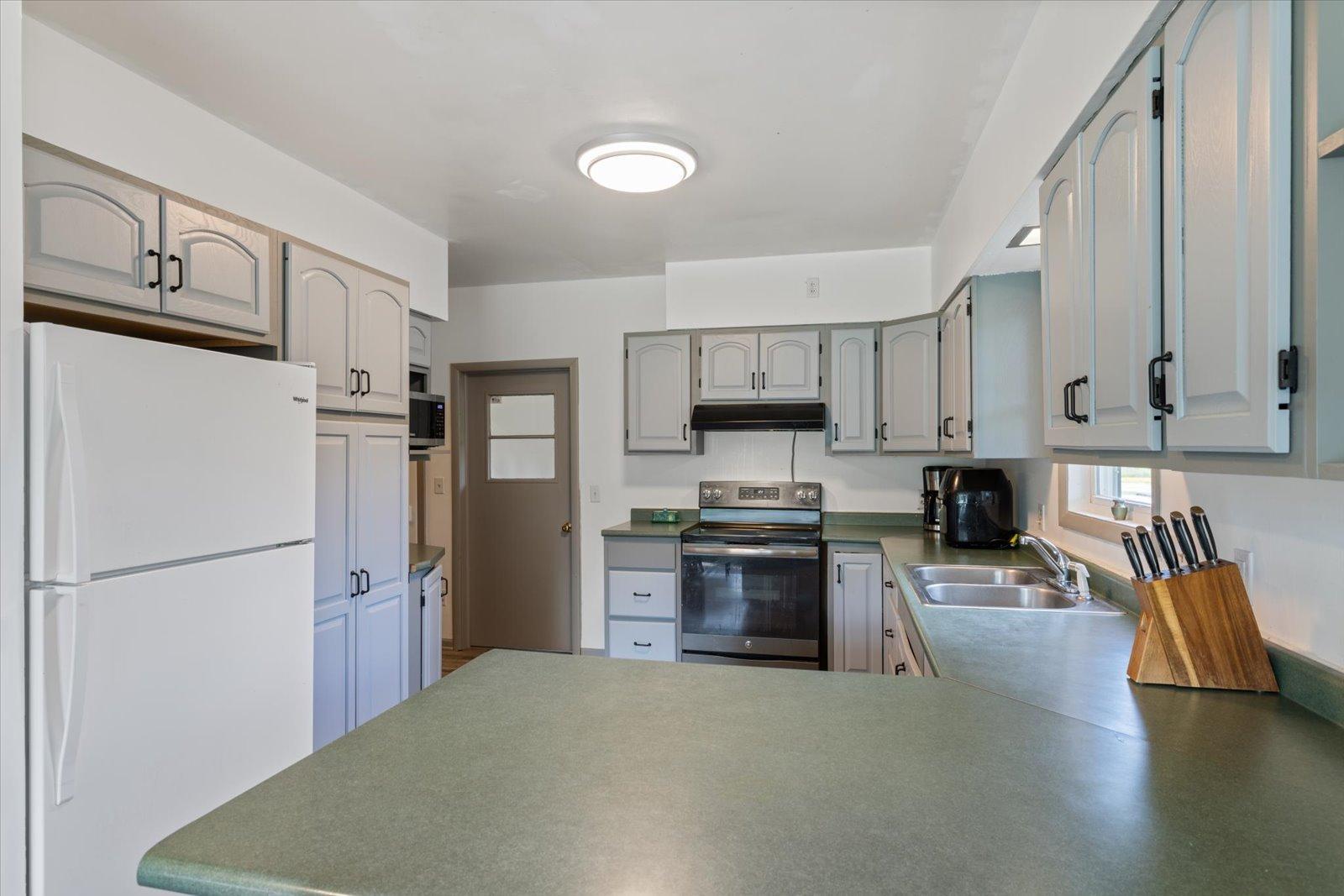 602 8th Street Northwest Chisholm, MN 55719 - Photo 23 of 56