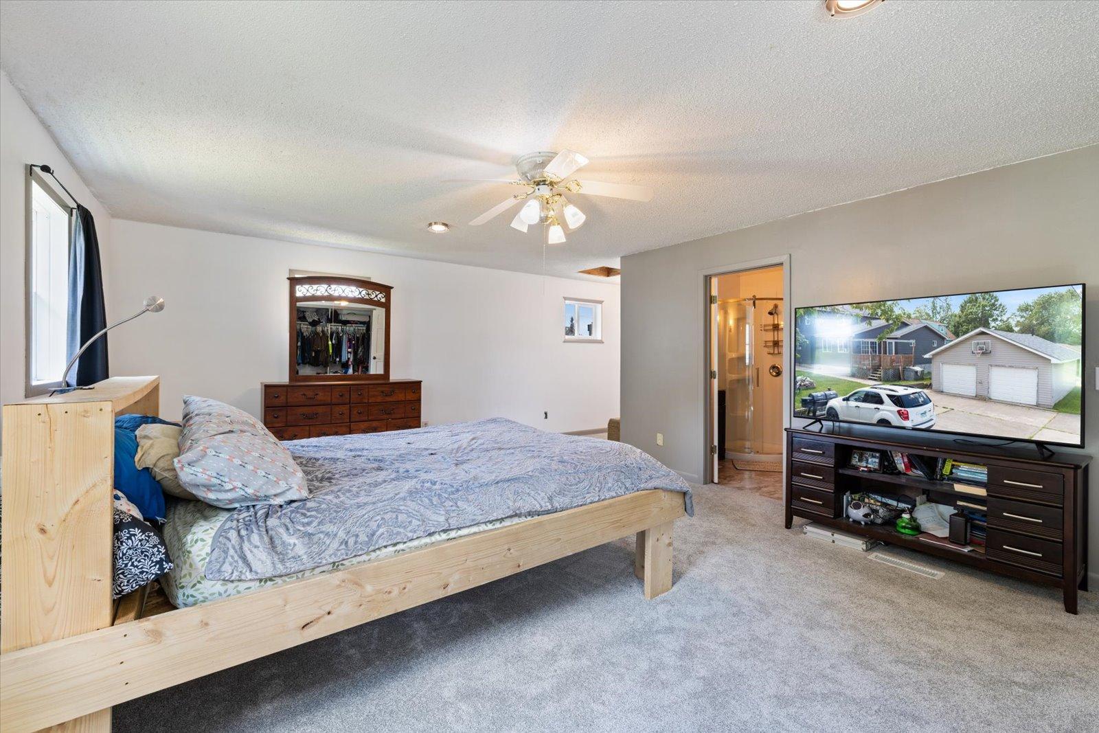 602 8th Street Northwest Chisholm, MN 55719 - Photo 25 of 56