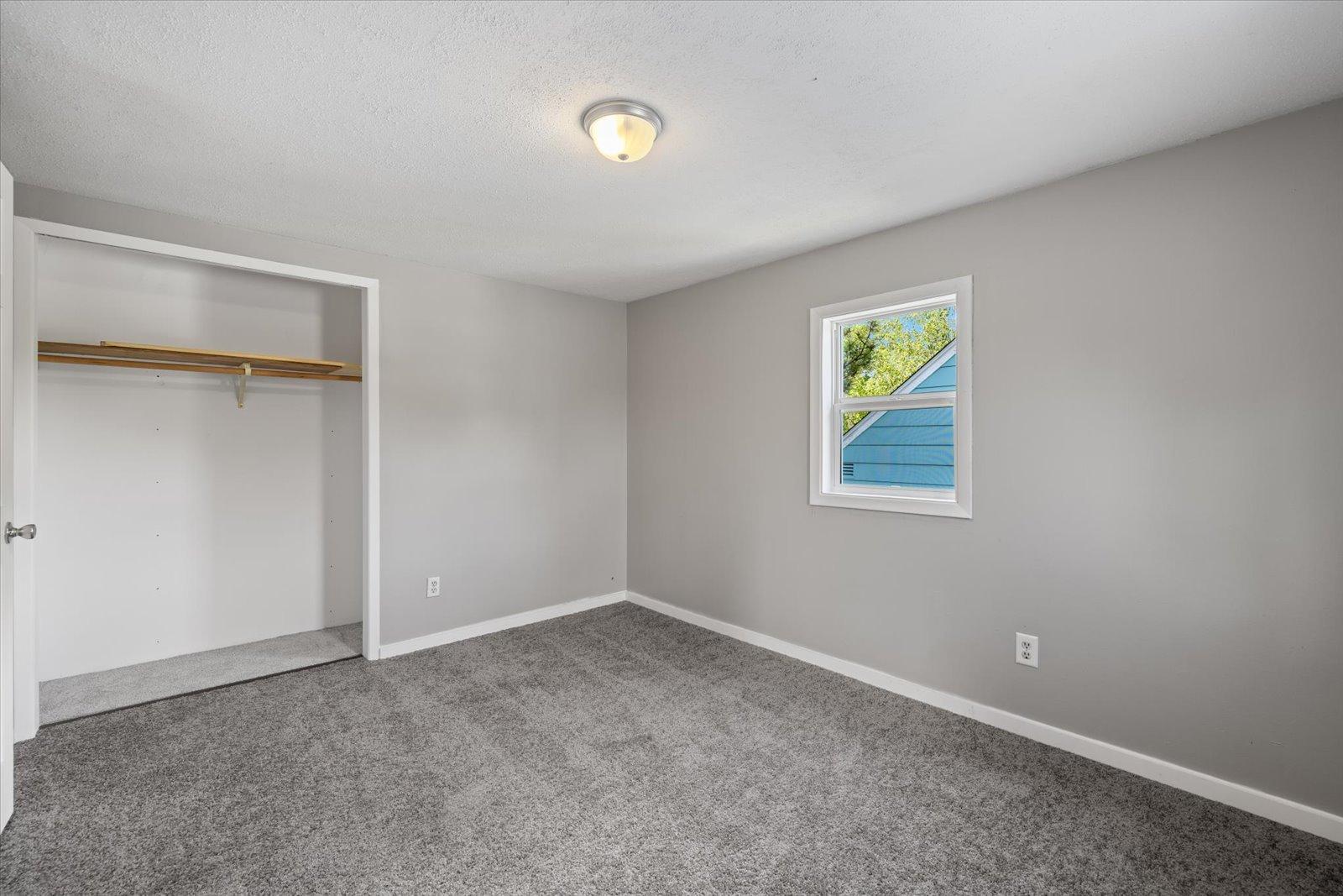 602 8th Street Northwest Chisholm, MN 55719 - Photo 33 of 56