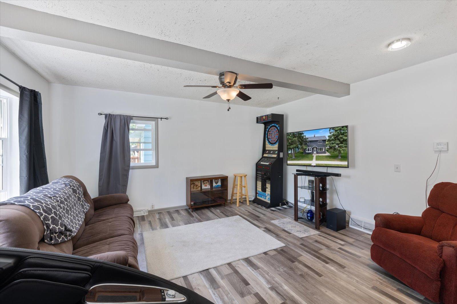 602 8th Street Northwest Chisholm, MN 55719 - Photo 40 of 56